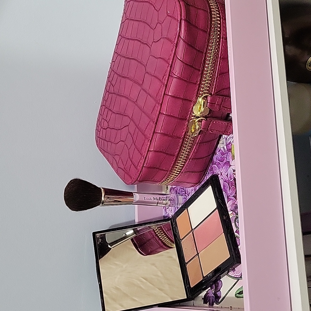 Trish McEvoy 7" Makeup Planner with Two Loaded Compacts and One Brush